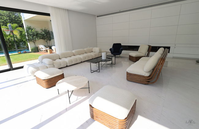 Luxurious Coastal Villa w Pool & Garden - Foto 25