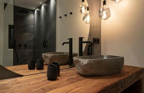 LUXE VISTA Mountain Chalet Cermis - mitten auf der Alm und Skipiste - Foto 13