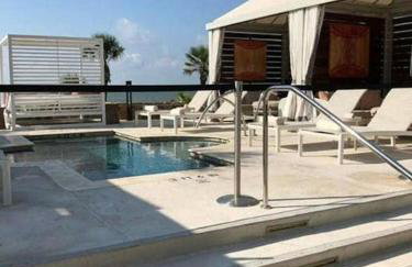Newly Renovated San Luis Resort luxury condo - Foto 28