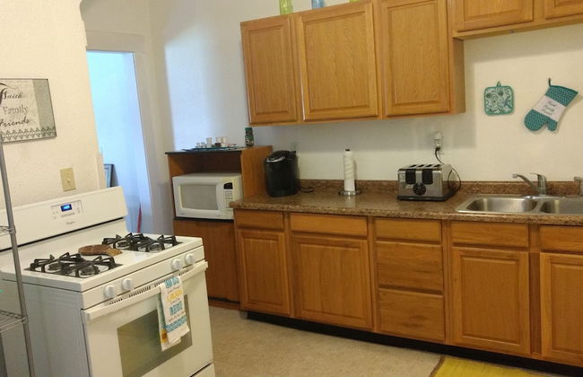 Beautiful Downtown Indy Guest Homes - Foto 32