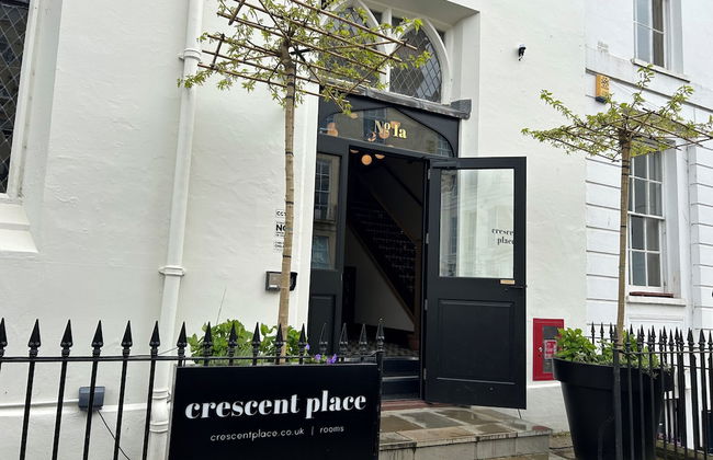 Crescent Place by Mansley - Photo 56