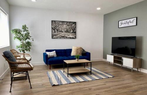 Uniquely remodeled historical district home - Foto 5