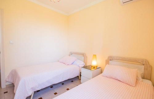 Cubo's Casa Los Mimbrales - Photo 29