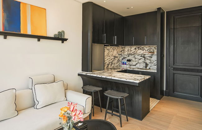 OPARTMENT The Far Eastern Hotel - People's Square - Photo 29