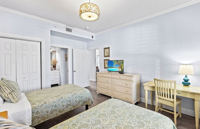 Bologna - Luxury 2-BR Condo with Lake & Golf Views at Green Links, Lely Resort. Access to Pool, Hot Tub, Tennis Courts, and Golf Courses. Near Naples Beaches & Downtown - Foto 5