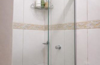 Apartamento Completo para até 6 - 3 Quartos - Garagem Coberta - Conforto de Verdade - Check-in Automático - Foto 20