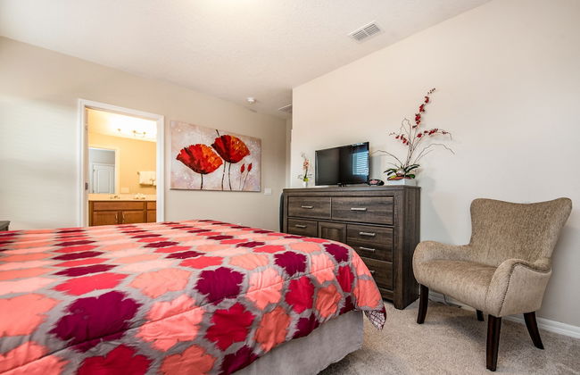 Pool Home, 11 mi to Disney! Free Water Park - Photo 4