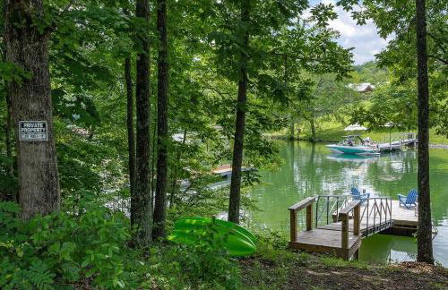 Rustic Cabin, Dock, Firepit, Kayaks & Games - Foto 26