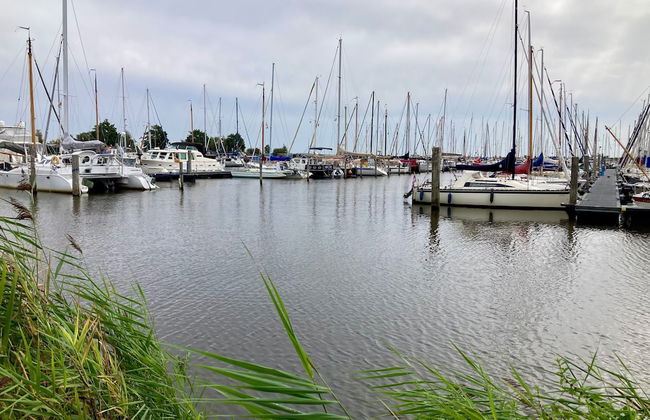 Charming Bungalow in Anjum, Netherlands With Lake Views - Foto 41