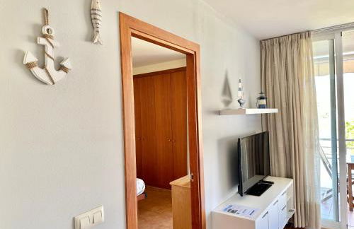 NEW! Apartamento con piscina y balcón a 2 minutos de la playa. WI-FI - Foto 11
