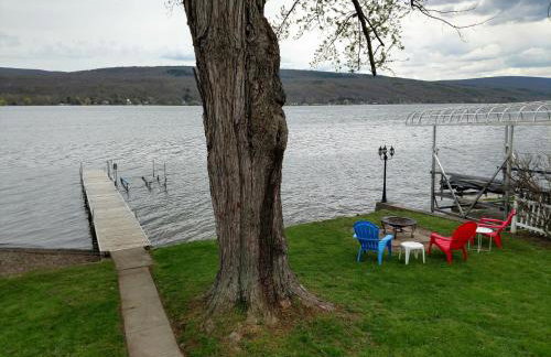 4 Seasons 4 bedroom lake level home - Foto 10