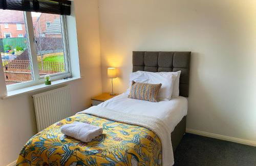 Charming Home in Wellingborough - Photo 17