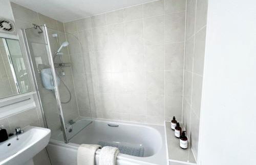 Family Friendly Modern 4BD House - Foto 36