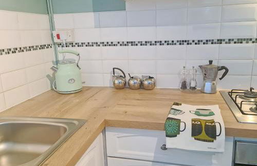 Hysryb Cottage - Photo 7