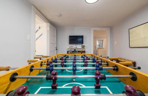 The Orchard, a family friendly home- hot tub, fire pit, yard games - Foto 45