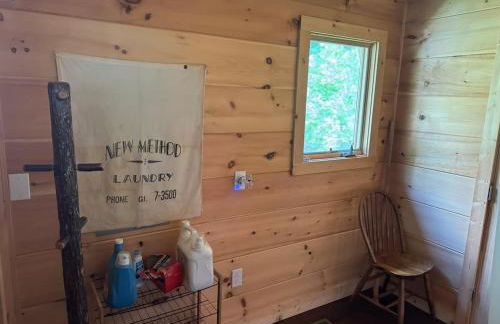 Mountain Cabin & Creek-Front Nature Retreat NC - Foto 16