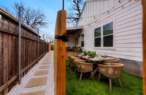 Sunflower House - Luxe Retreat with Sauna & Hot Tub - Foto 44