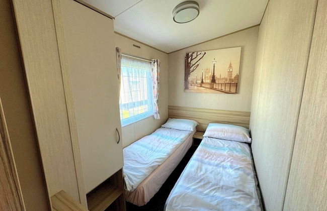 St Osyth- Sleeps8-freeparking-wifi-holidaypark - Foto 5