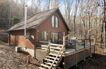 Lustrous Lakefront Cabin Oasis near Lake Ferndale in West Virginia - Foto 49