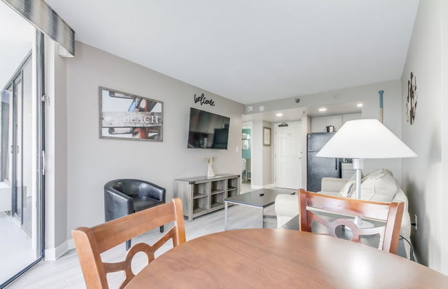 Ocean Front Condos at Patricia Grand - Foto 12