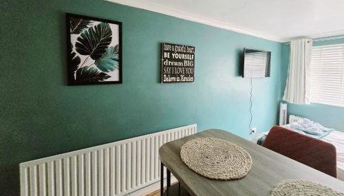 Twenty-One Retreat Surrounded by open landscapes - Foto 2