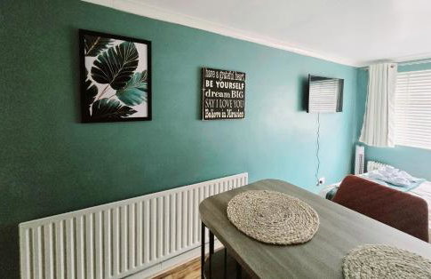 Twenty-One Retreat Surrounded by open landscapes - Foto 2