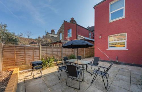 Modern 4 Bedroom House In Woodgreen - Foto 32