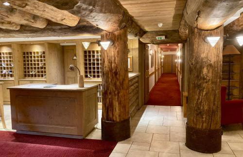 Appartement ARC 1950 m, Ski au pied, piscine extérieure chauffée, remontées mécaniques à 100m, sauna et salle de sports - Foto 22