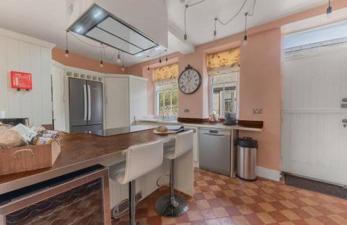 Georgian home with hot tub - Foto 7