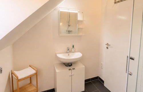 Großzügige Maisonette - hafen- und altstadtnah - Photo 12