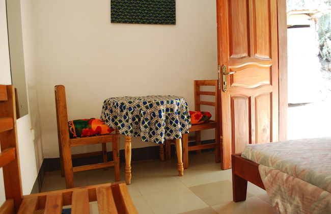 Crater Bay Cottages - Photo 9