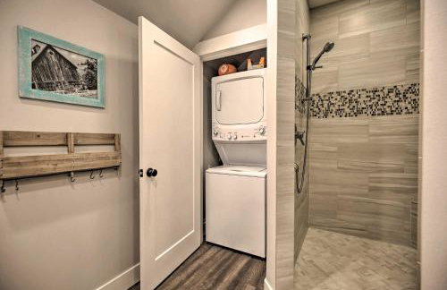 Chic Farmhouse w/ Creek in Heart of Wine Country! - Foto 17