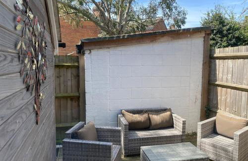 Spacious Southampton City Apartment with Courtyard - Foto 3