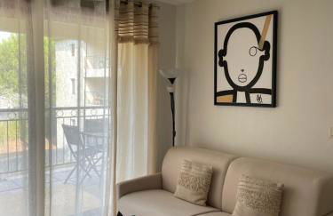 Escapade Uzétienne Cœur de ville et Parking - Foto 4