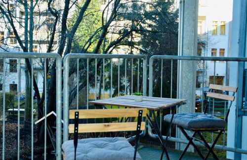 ASYA HOME Zentral, Balkon, Netflix, Gratis Kaffee und Tee - Foto 13