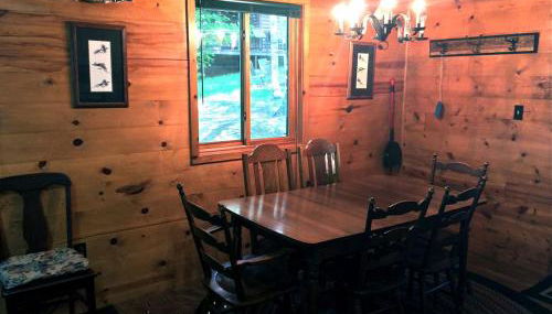 Four-Season Family Rental Hidden by Squaw Lake in the Northwoods of Wisconsin - Foto 4