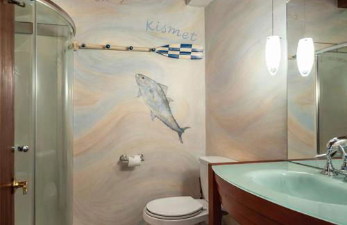 Stay at The Neck - Photo 13