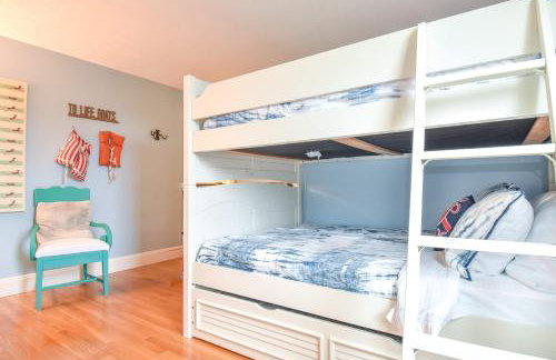 Spacious w Basketball Court & Playground - Foto 22