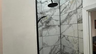 ResiLets - Plessey Road House, Large, Modern Home - Foto 4