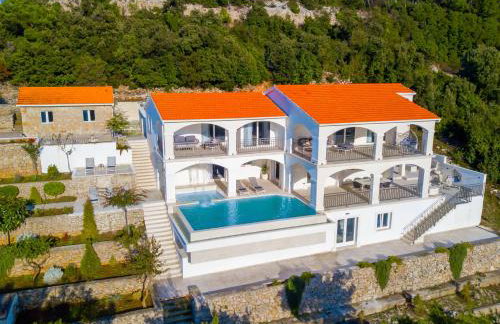 Villa Christy - Photo 2