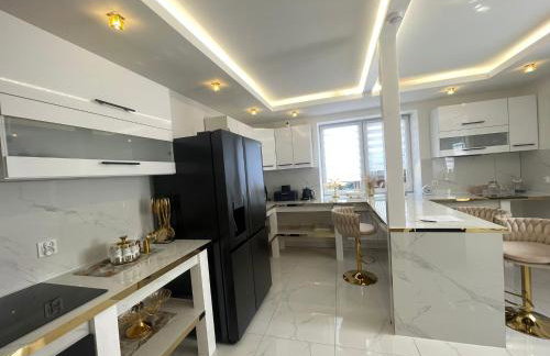 Luksusowa Ekskluzywna willa z sauną,siłownią dużym ekskluzywnym salonem na wyłączność eksluzywny duży dom 2 poziomy-dom nowoczesny styl elegancki 3 łazienki , sypialnia,salon, 2 duże garaże POMYSŁ NA JESIENNO ZIMOWY WYJAZD wolne terminy !! - Foto 31