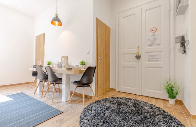 Real Apartments Zoltan - Photo 52