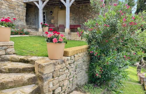 New Listing! Maison Delluc with Spectacular Vistas - Foto 24