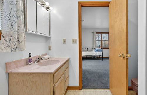 Huge Cabin w Hot Tub, Deck, Grill, Fire Pit, WiFi - Foto 38