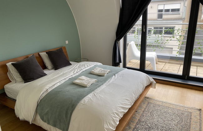 Large Retro Chic Flat 100m2 in City Center - Parking - Foto 6