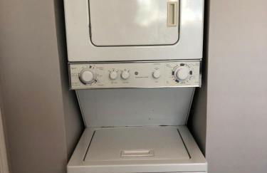 2 br washer dryer Near LSU Tiger Stadium - Foto 14