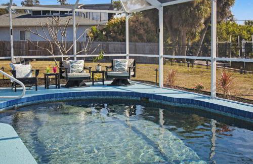 Peaceful Canal-Front Retreat Pool, Kayaks - Foto 6