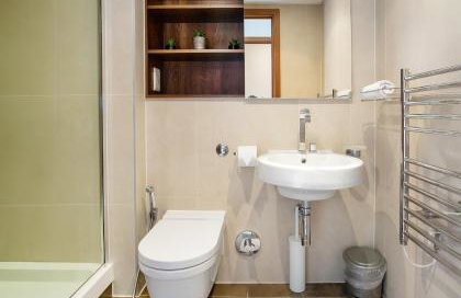Contemporary Penthouse in Battersea Power Station - Photo 17