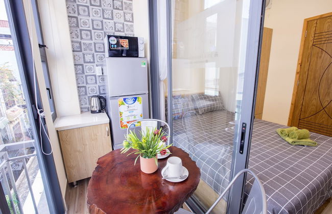 Jen & Friends House - Photo 1