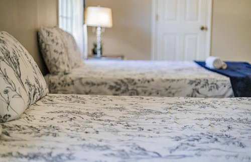 The Magnolia Manor 4BR Greenway Retreat - Photo 9